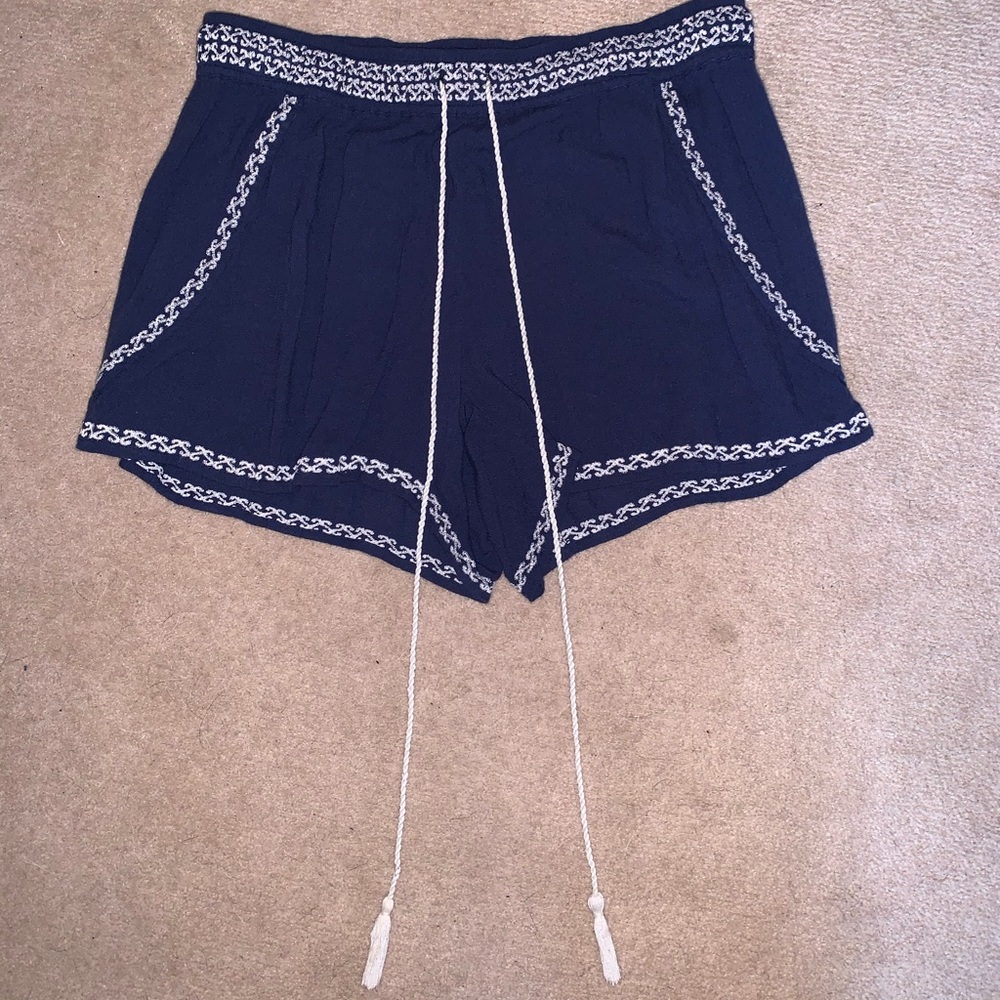 Blue flowy shorts!
